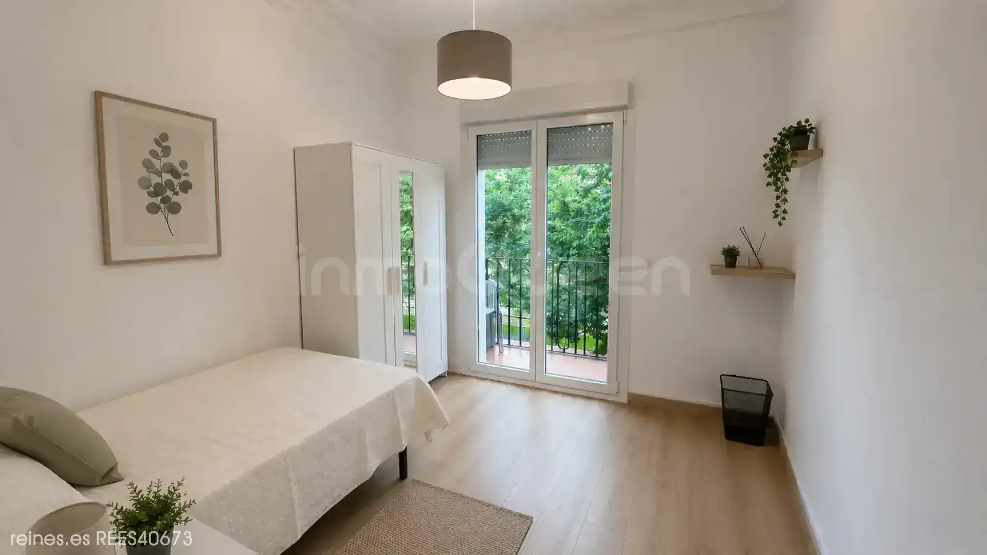 Bedroom of Flat for rent in Zaragoza  with Heating, Terrace and Furnished