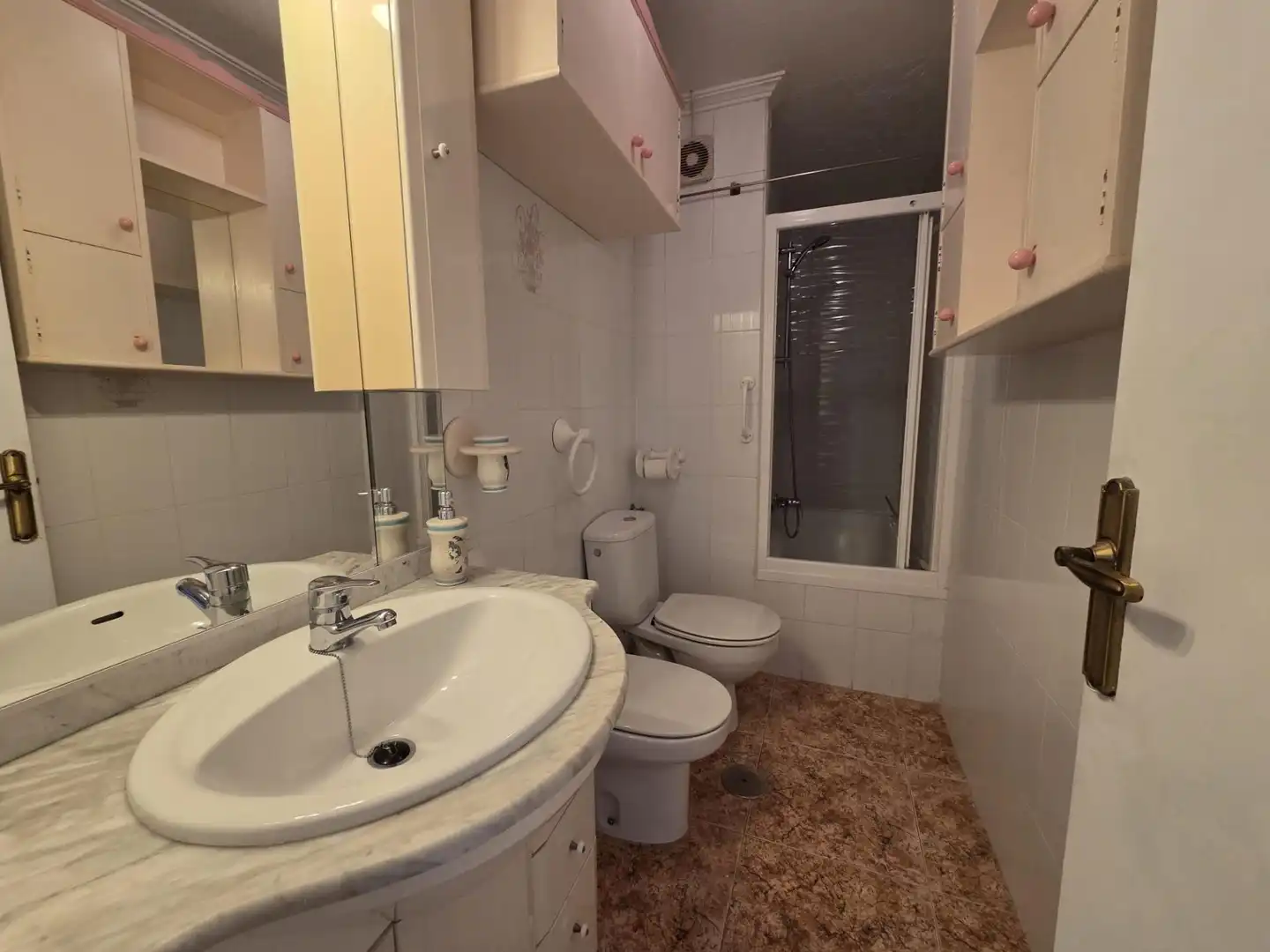 Bathroom of Apartments for rent in Los Alcázares  with Air Conditioner, Heating and Storage room