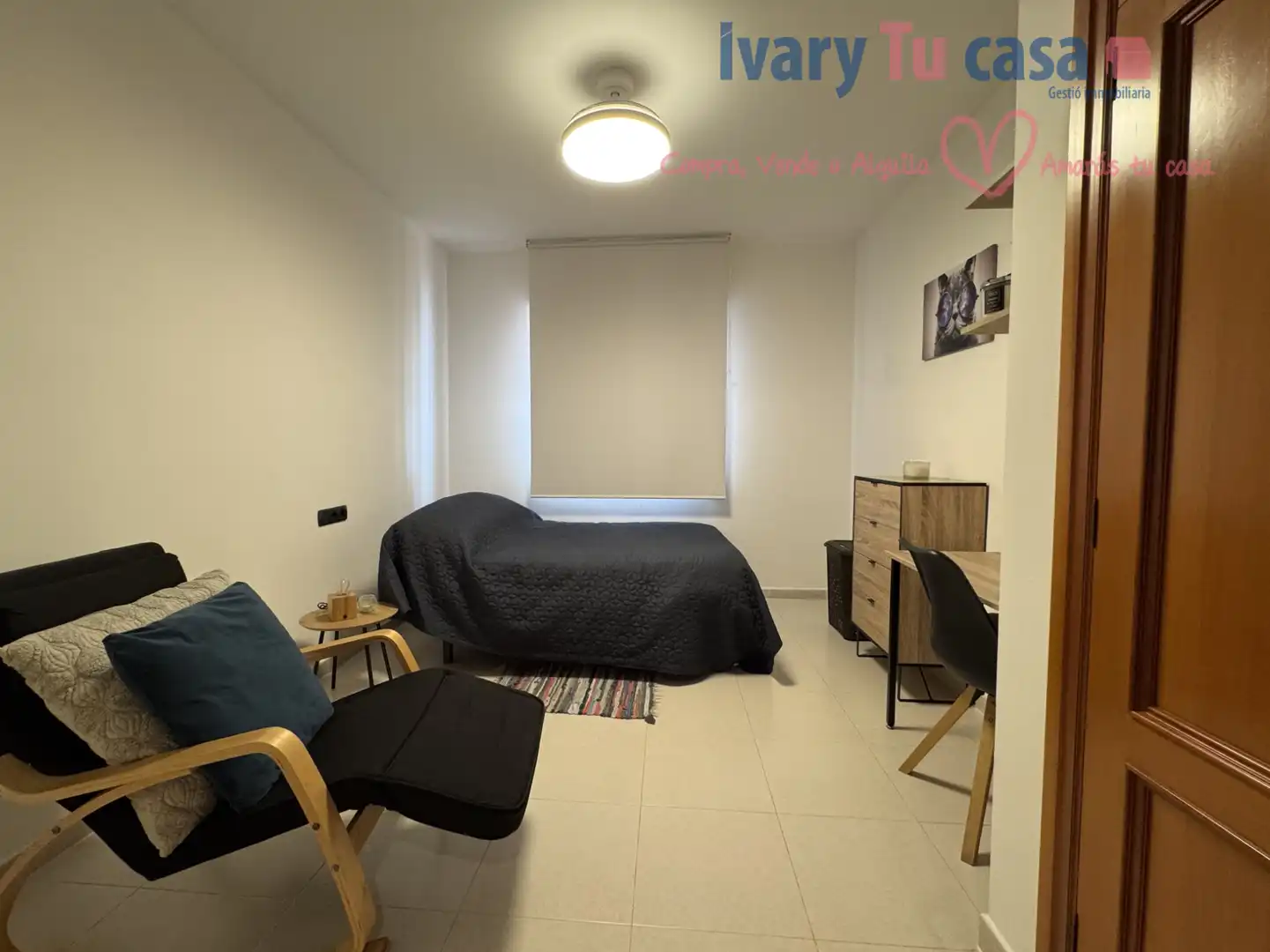 Habitación de Piso en venta en Castellón de la Plana / Castelló de la Plana con Calefacción, Terraza y Balcón