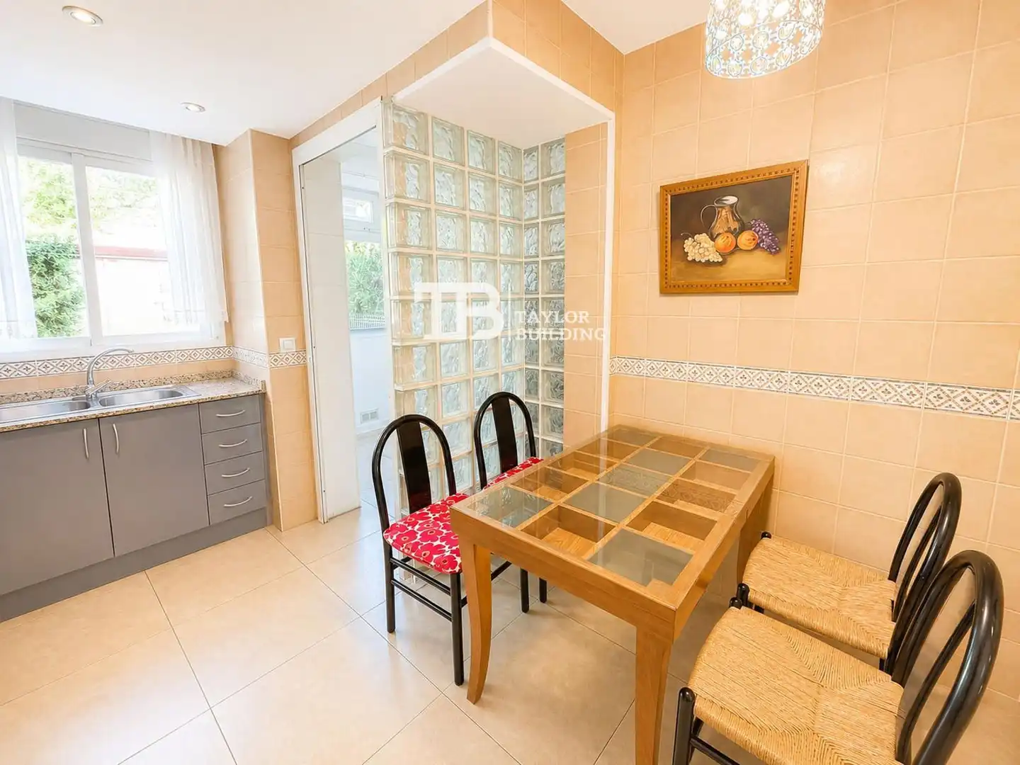 Außenansicht von Wohnung zum Verkauf in Calvià mit Klimaanlage, Heizung und Privatgarten