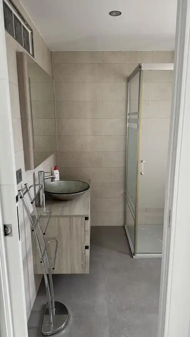 Bany de Pis de lloguer en El Toyo