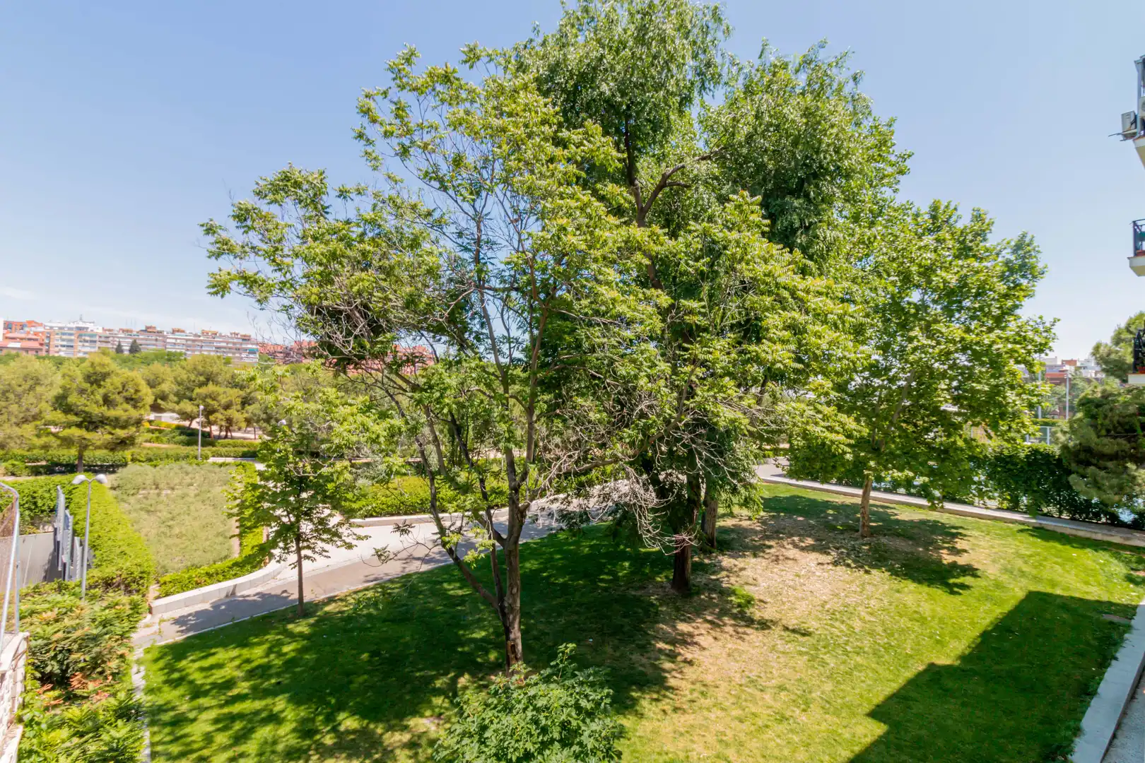 Jardín de Piso de alquiler en Madrid con Calefacción