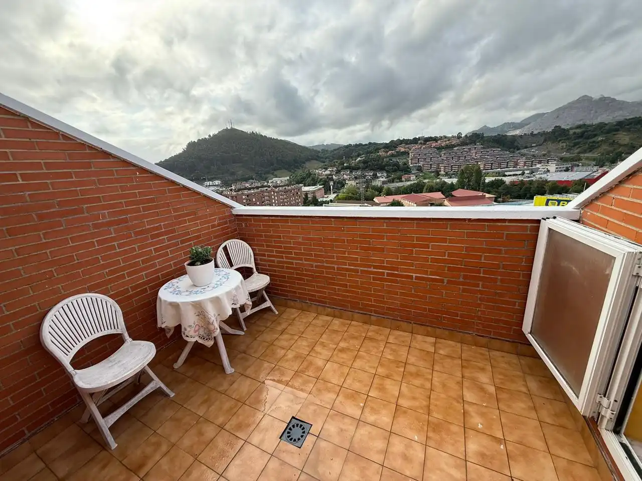 Terrace of Duplexes for sale in Castro-Urdiales  with Heating, Parquet flooring and Terrace