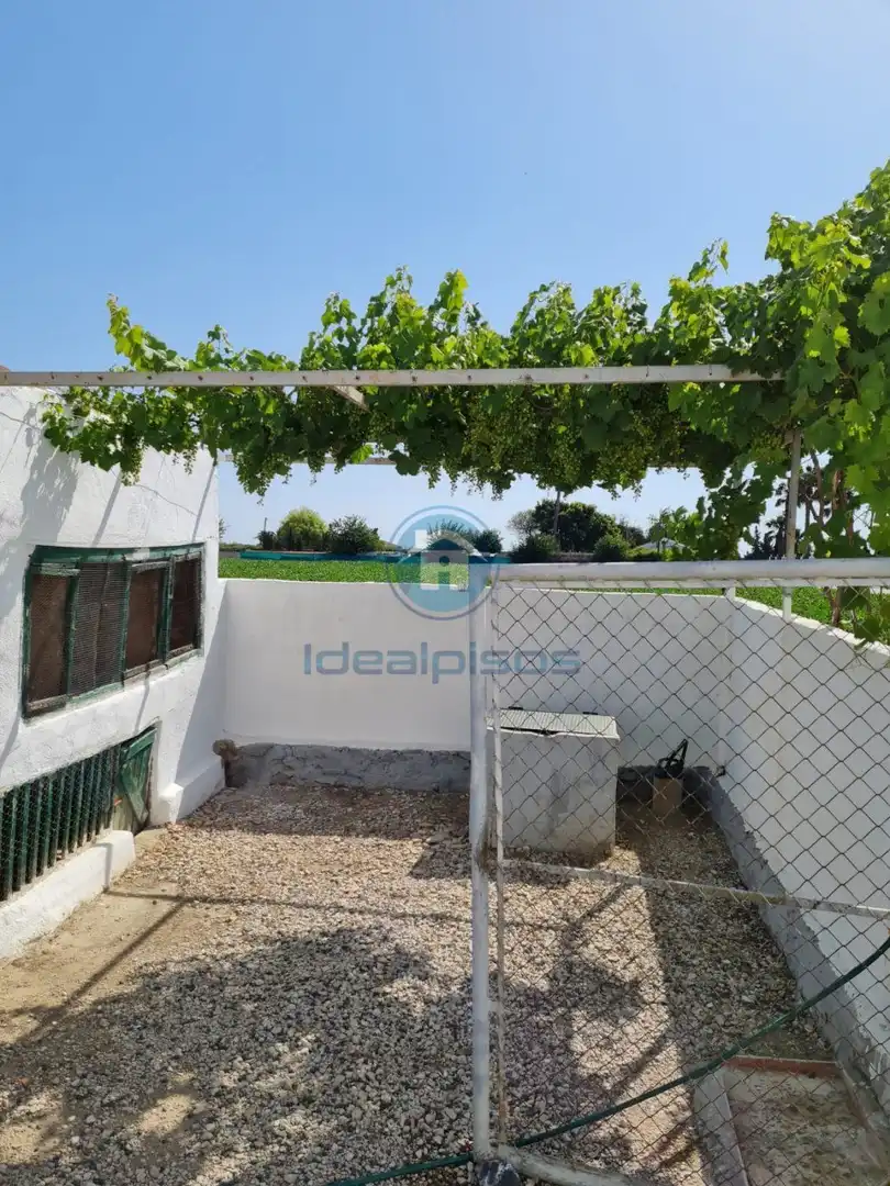 Casa rústica amb jardí en venda a Dolores, imagen 7