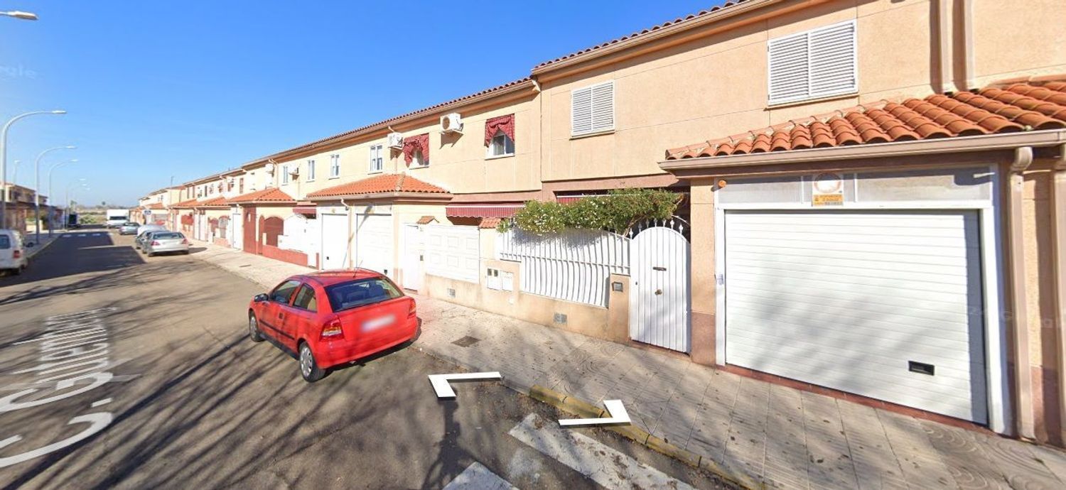 Vista exterior de Casa o xalet en venda en Badajoz Capital