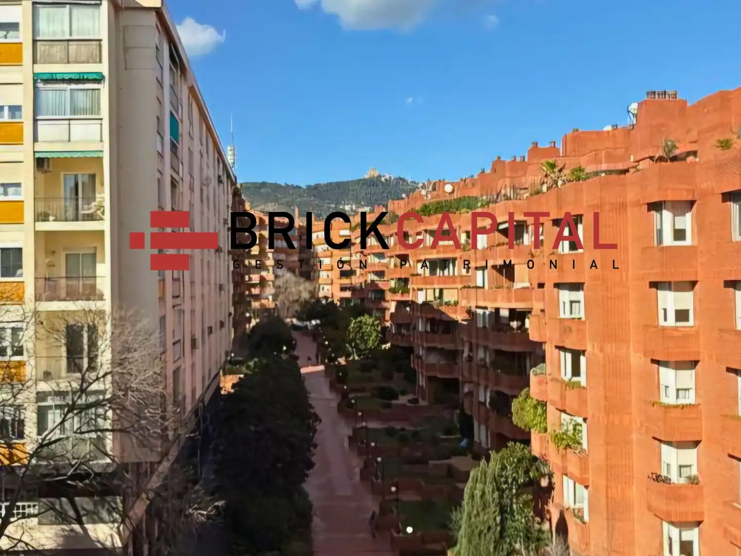 Vista exterior de Piso en venta en Barcelona con Aire acondicionado, Calefacción y Parquet