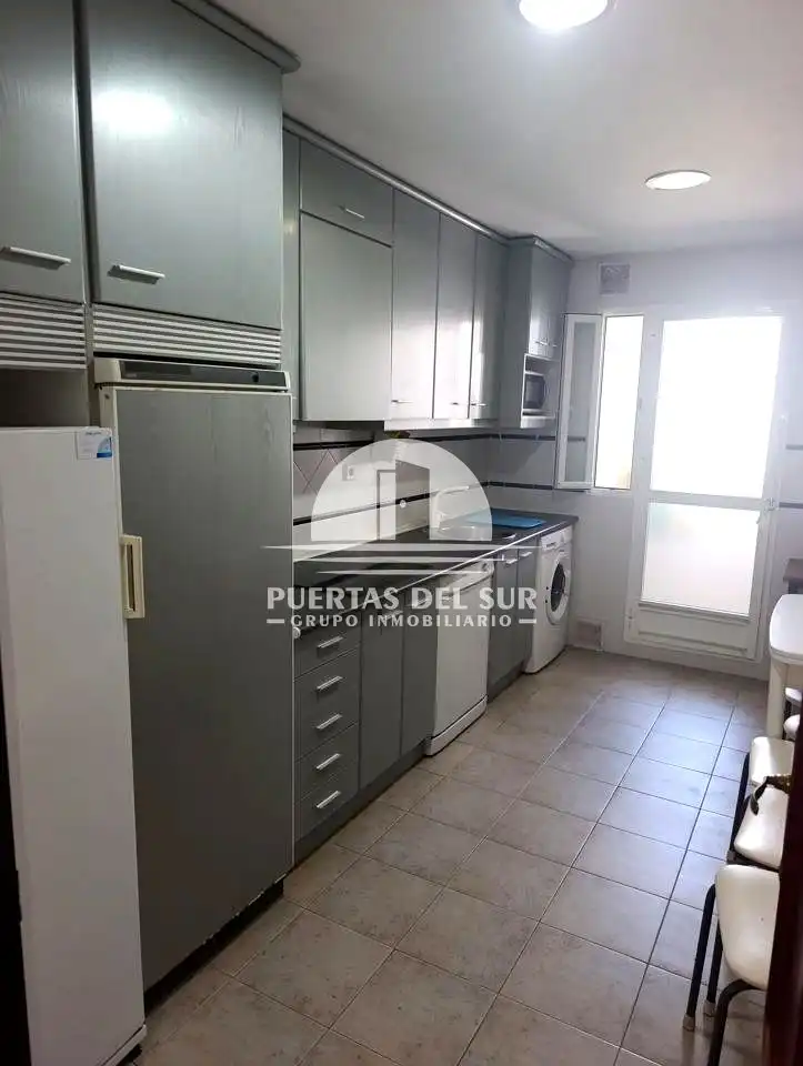 Cocina de Piso en venta en Rota con Terraza