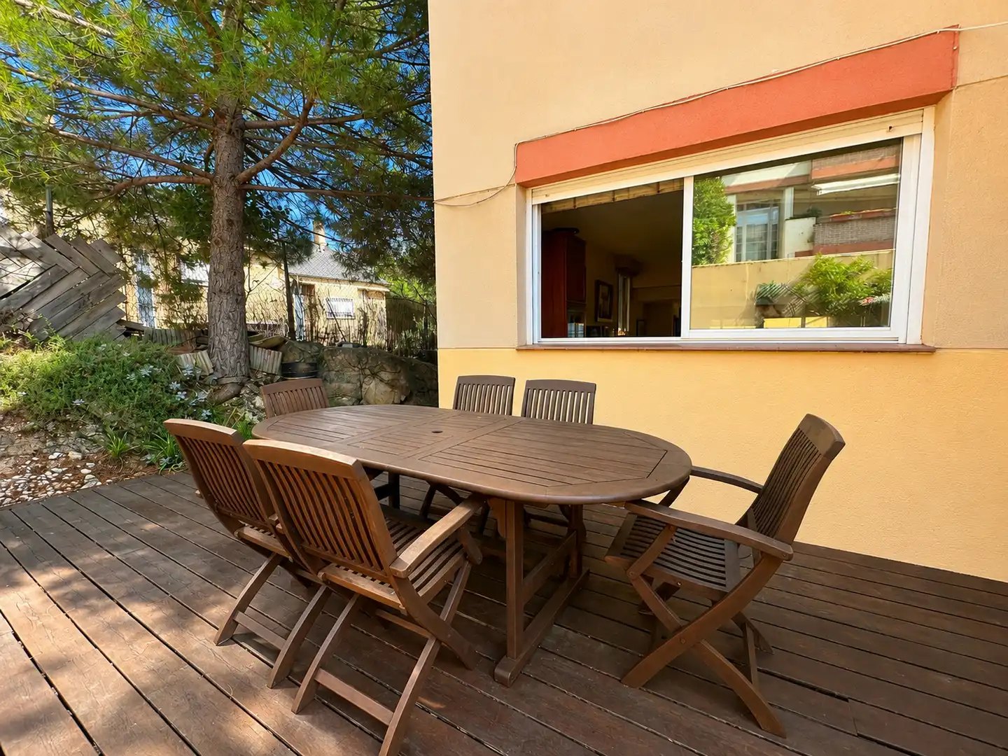 Terrasse von Einfamilien-Reihenhaus zum Verkauf in Torrelodones mit Gemeinschaftspool