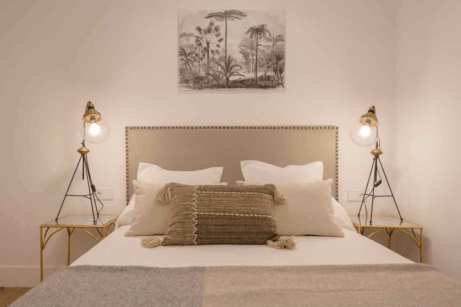 Habitación de Piso de alquiler en Fuenlabrada con Aire acondicionado, Amueblado y Microondas