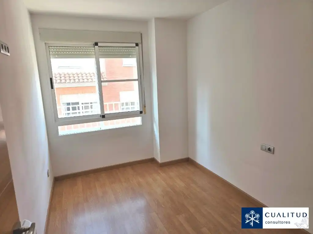 Habitación de Piso en venta en Vila-real con Aire acondicionado, Parquet y Terraza