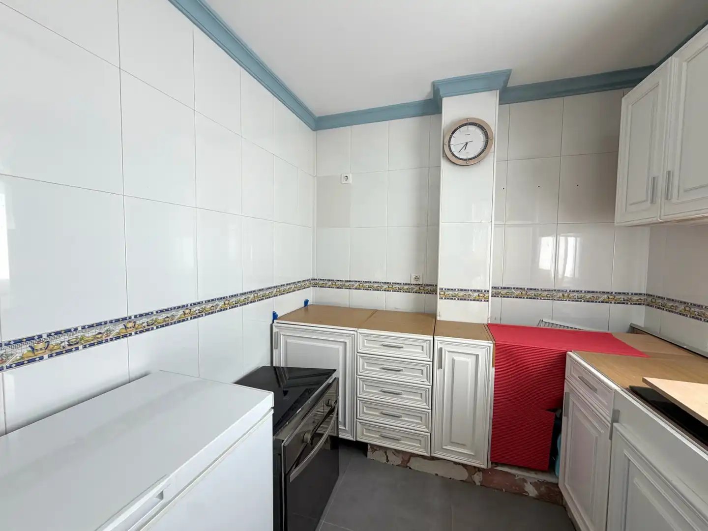Cuina de Pis en venda en Álora amb Terrassa i Moblat