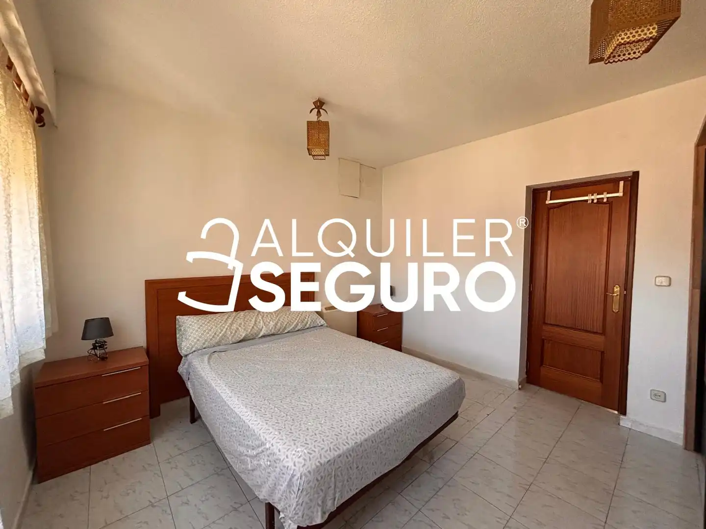 Bedroom of Flat for rent in Madrid  with Air Conditioner, Heating and Furnished