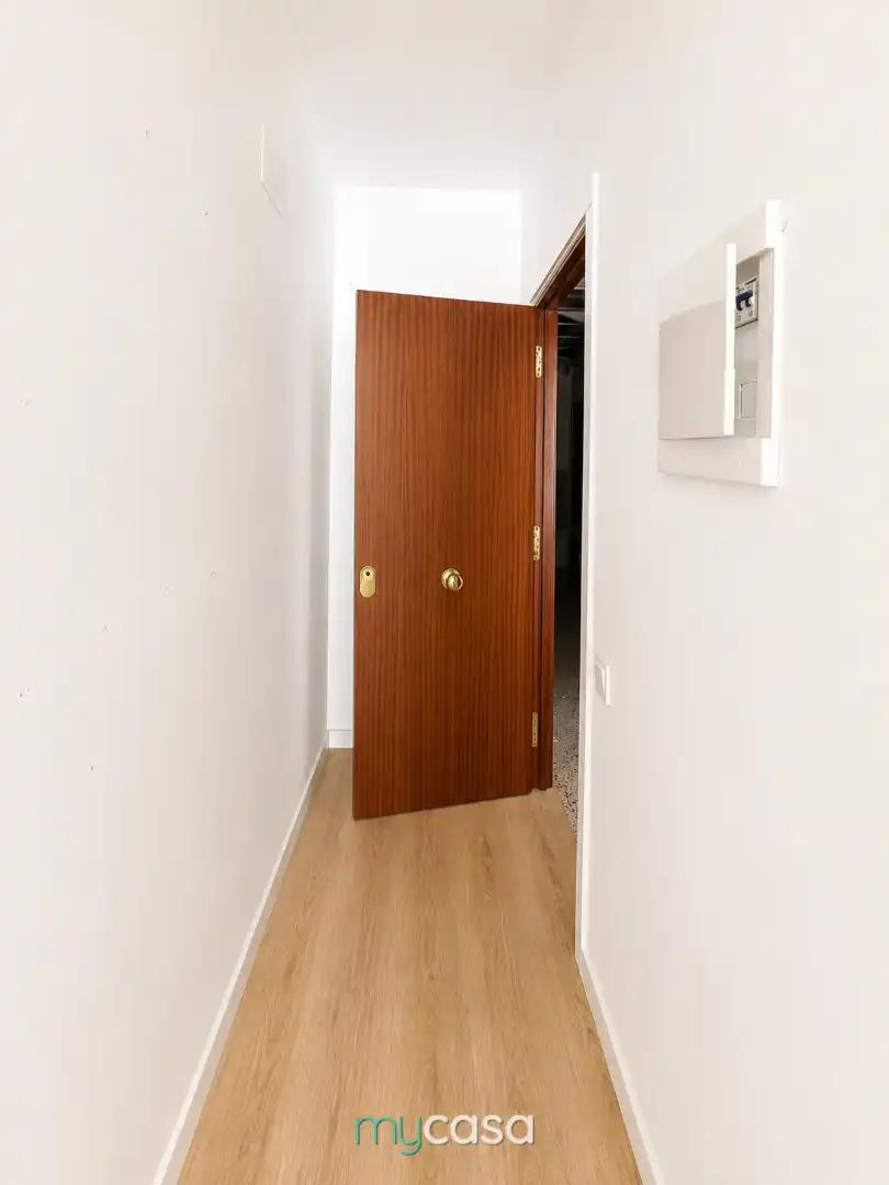 Local en venta en Barcelona con Parquet, Terraza y Alarma