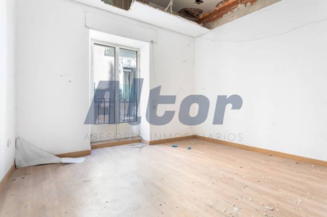 Piso en Venta en ALMADEN en Cortes - Huertas