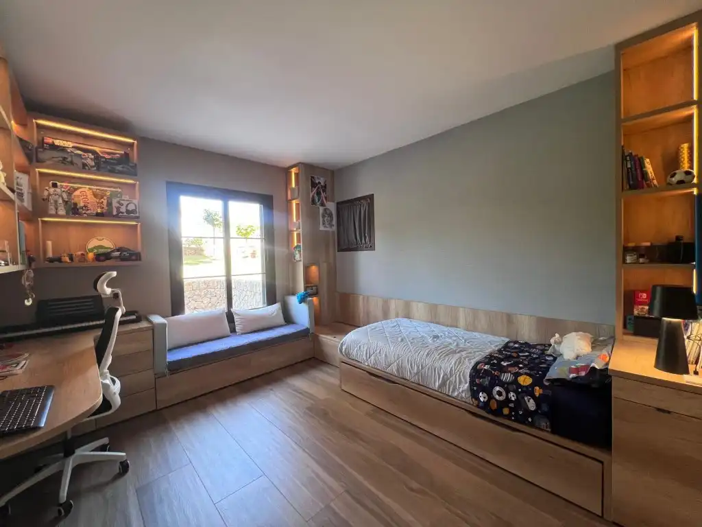 Dormitori de Apartament de lloguer en Calvià amb Aire condicionat, Jardí privat i Terrassa