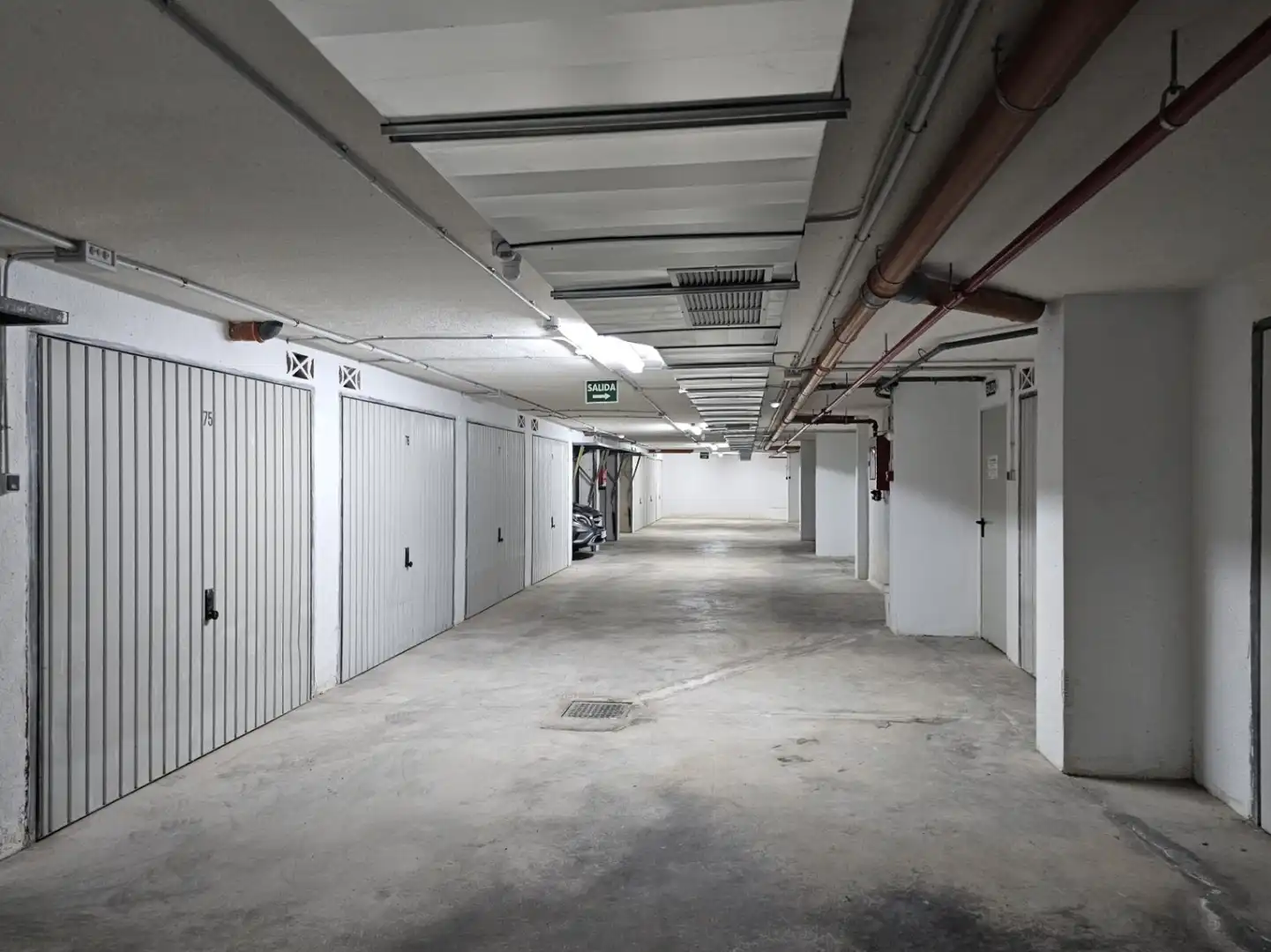 Parking de Apartamento en venta en Calpe / Calp con Aire acondicionado, Jardín privado y Terraza