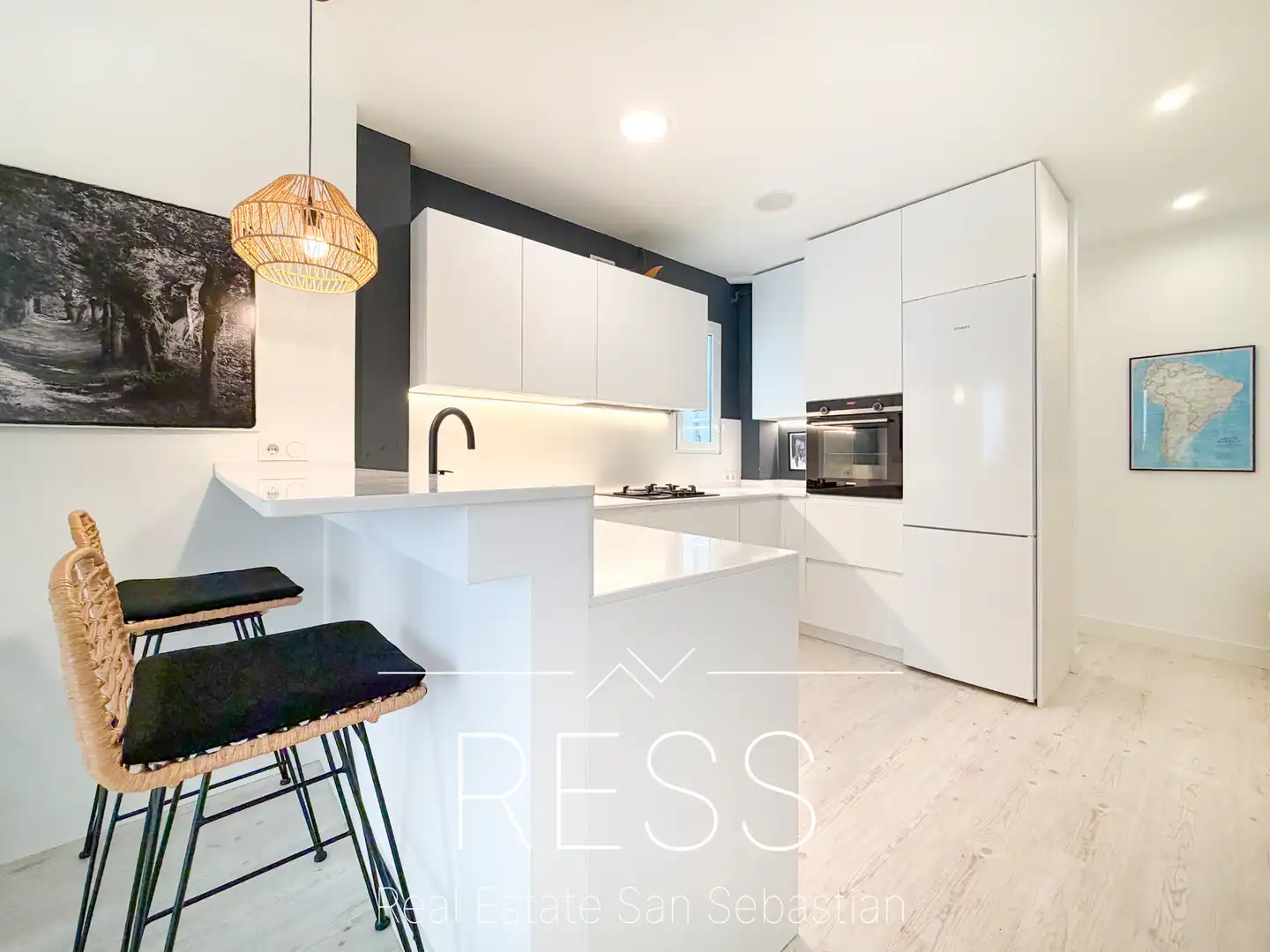 Küche von Wohnung zum Verkauf in Donostia - San Sebastián  mit Heizung, Terrasse und Möbliert