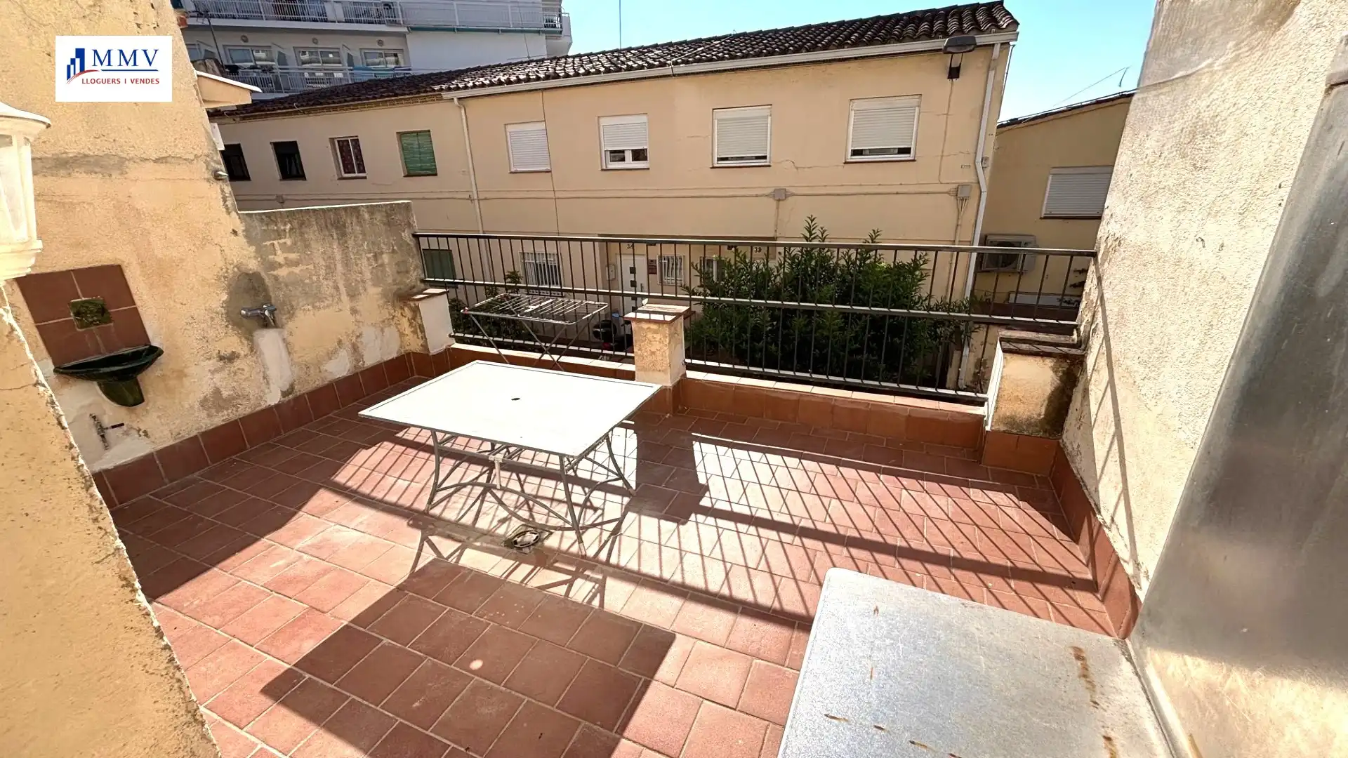 Casa adosada en venda a Mas Baell - Can Carbó