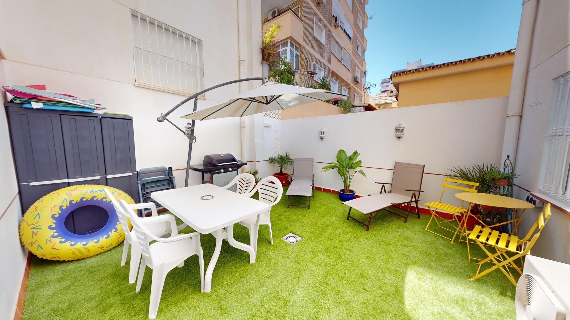 Flat to rent in Avenida Avenida de Jesús Cautivo, Los Boliches