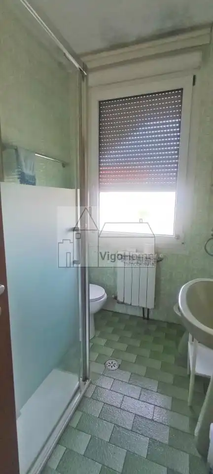 Baño de Casa o chalet en venta en Vigo  con Calefacción, Jardín privado y Terraza