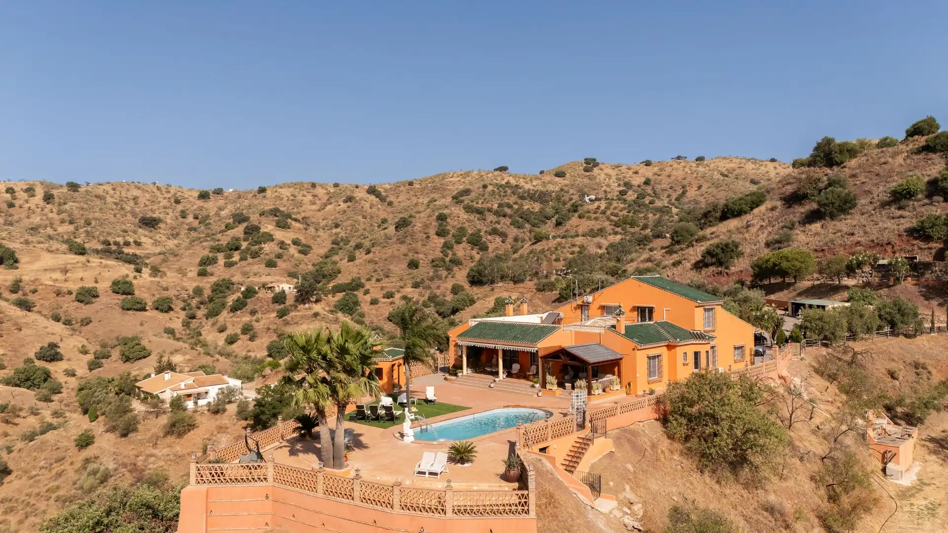 Finca rústica en venta en Almogía