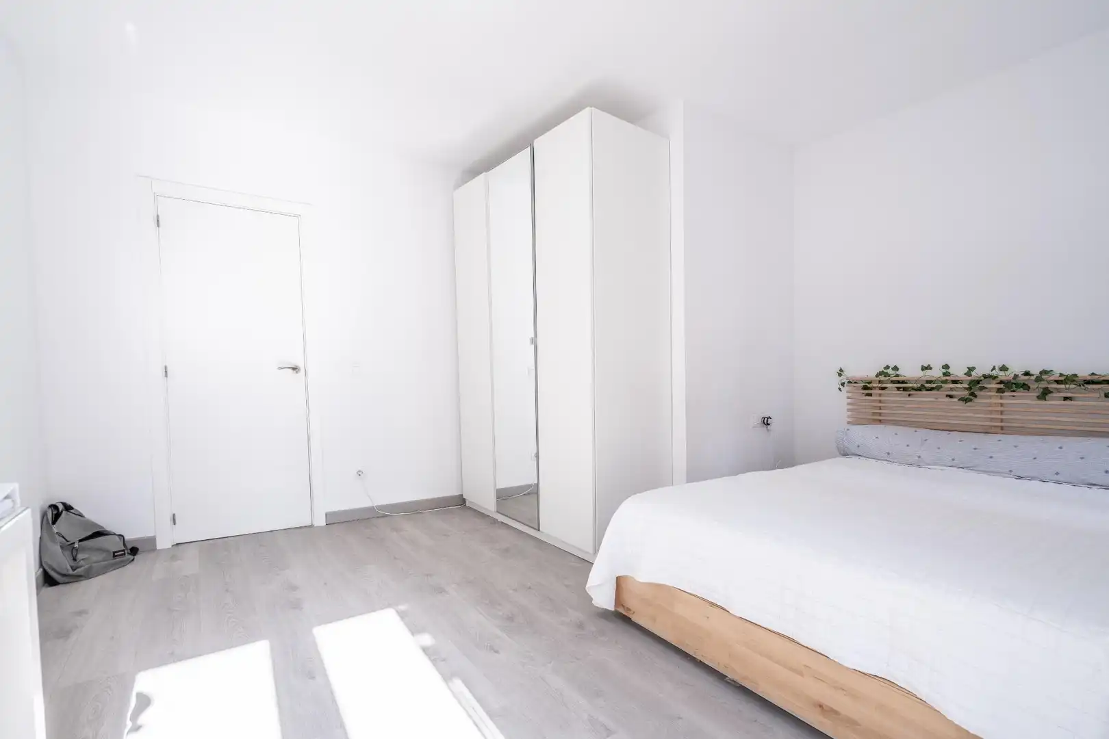 Bedroom of Houses for sale in Valencia  with Private garden, Terrace and Swimming Pool