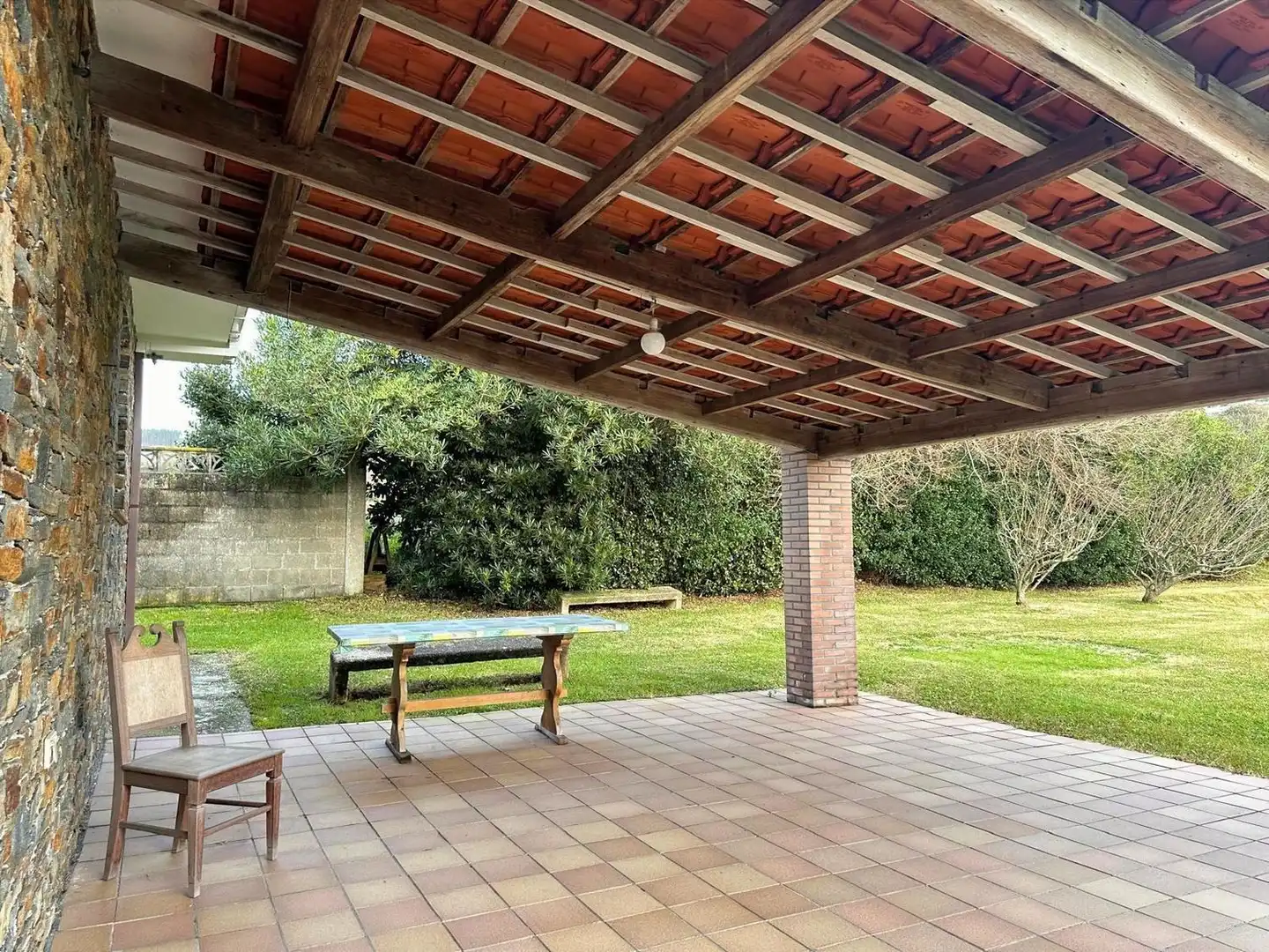 Chalet con jardín en venta en Calle Robaleira 17, imagen 5