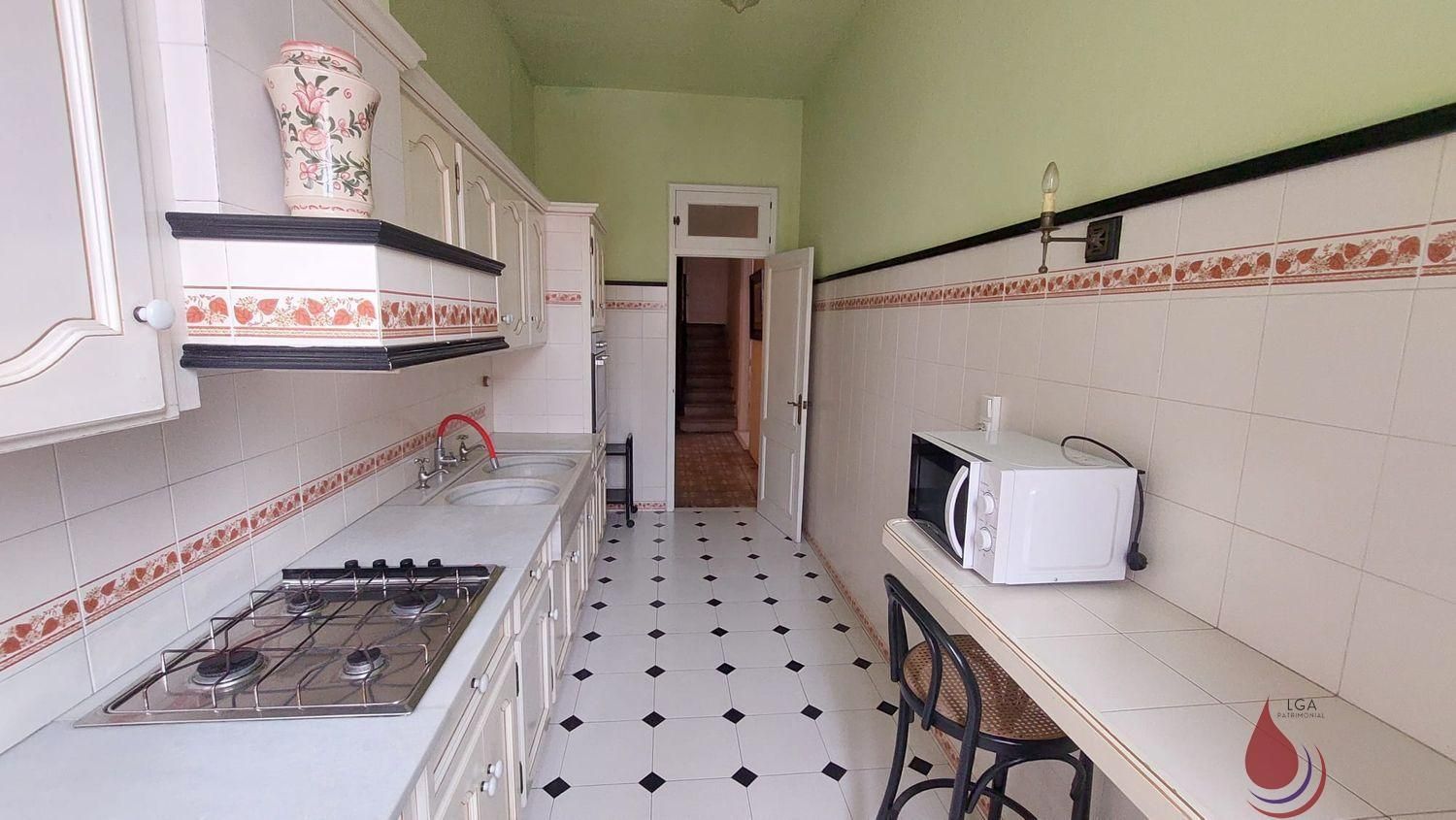 Kitchen of Single-family semi-detached for sale in Vilafranca del Penedès  with Heating, Terrace and Storage room