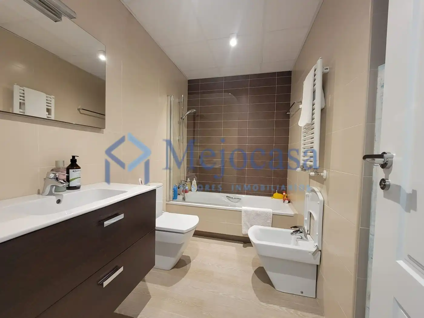 Bathroom of Detached homes for sale in Madrid  with Air Conditioner, Heating and Private garden