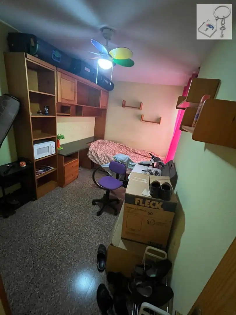 Dormitori de Apartament en venda en Torrevieja amb Aire condicionat, Terrassa i Moblat