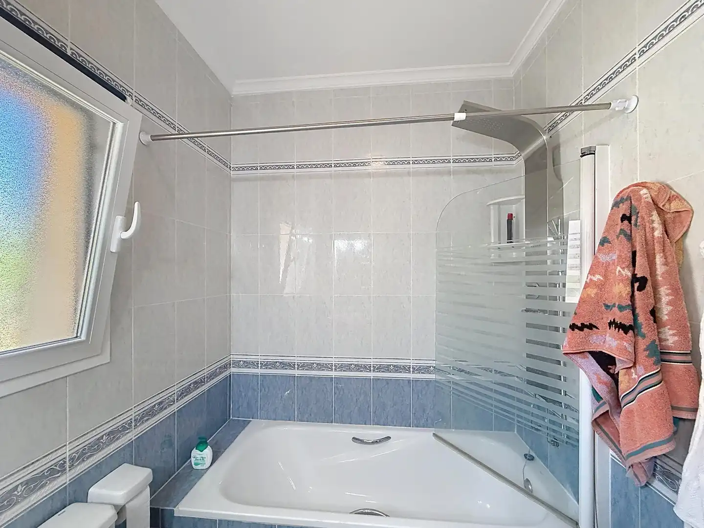 Baño de Casa o chalet en venta en Benitachell / El Poble Nou de Benitatxell con Aire acondicionado, Calefacción y Jardín privado