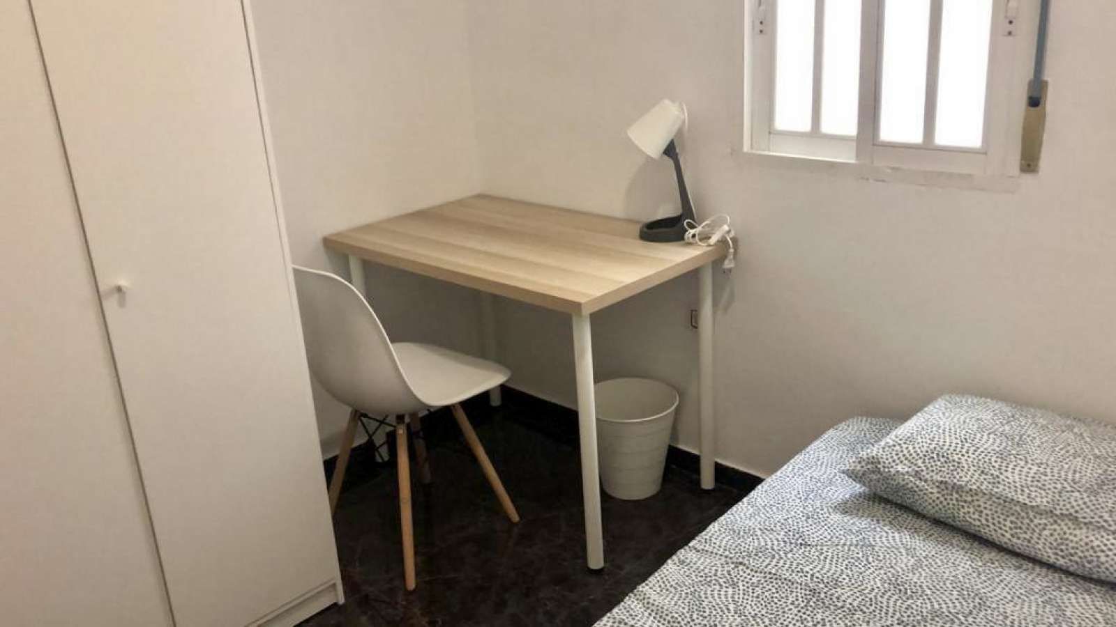 Habitación de Piso para compartir en  Jaén Capital con Aire acondicionado y Terraza
