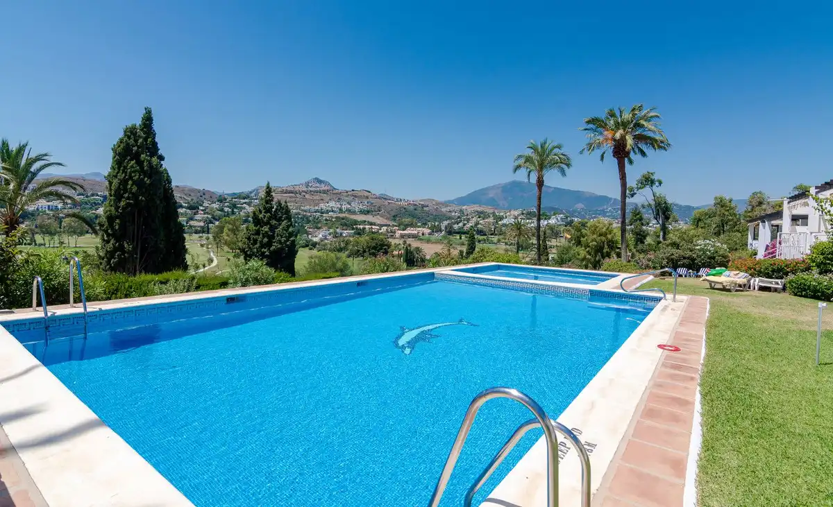 Casa a schiera con piscina in vendita a Calle Jazmín 96