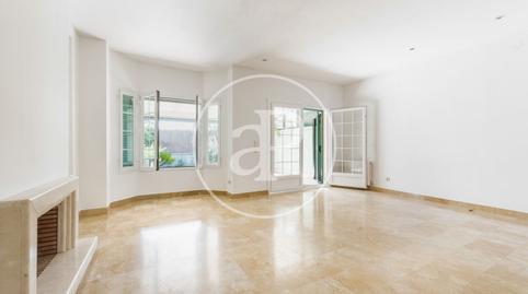 Foto 3 de Casa adosada en venda a Encinar de los Reyes, Madrid