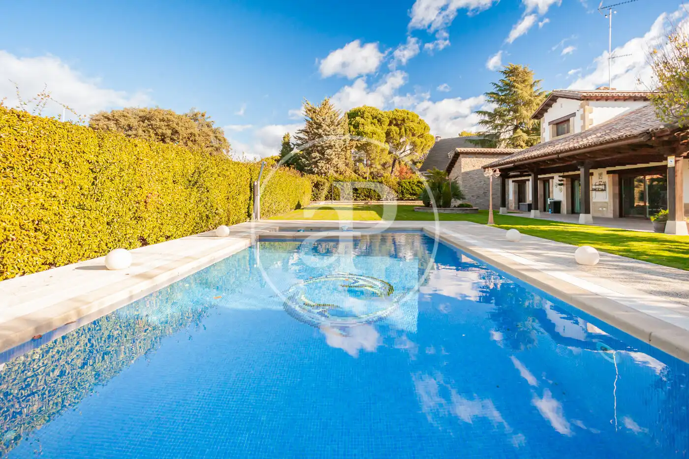 Casa amb piscina en venda a El Bosque, imagen 2