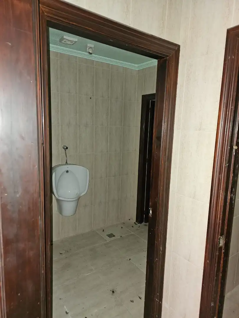 Business premises for sale in Calle Campoamor, imagen 12