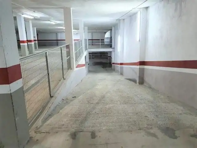 Garage for sale in Foz