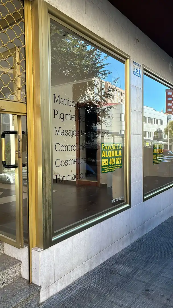 Gewerbefläche zur Miete in Rúa do Faisán 5