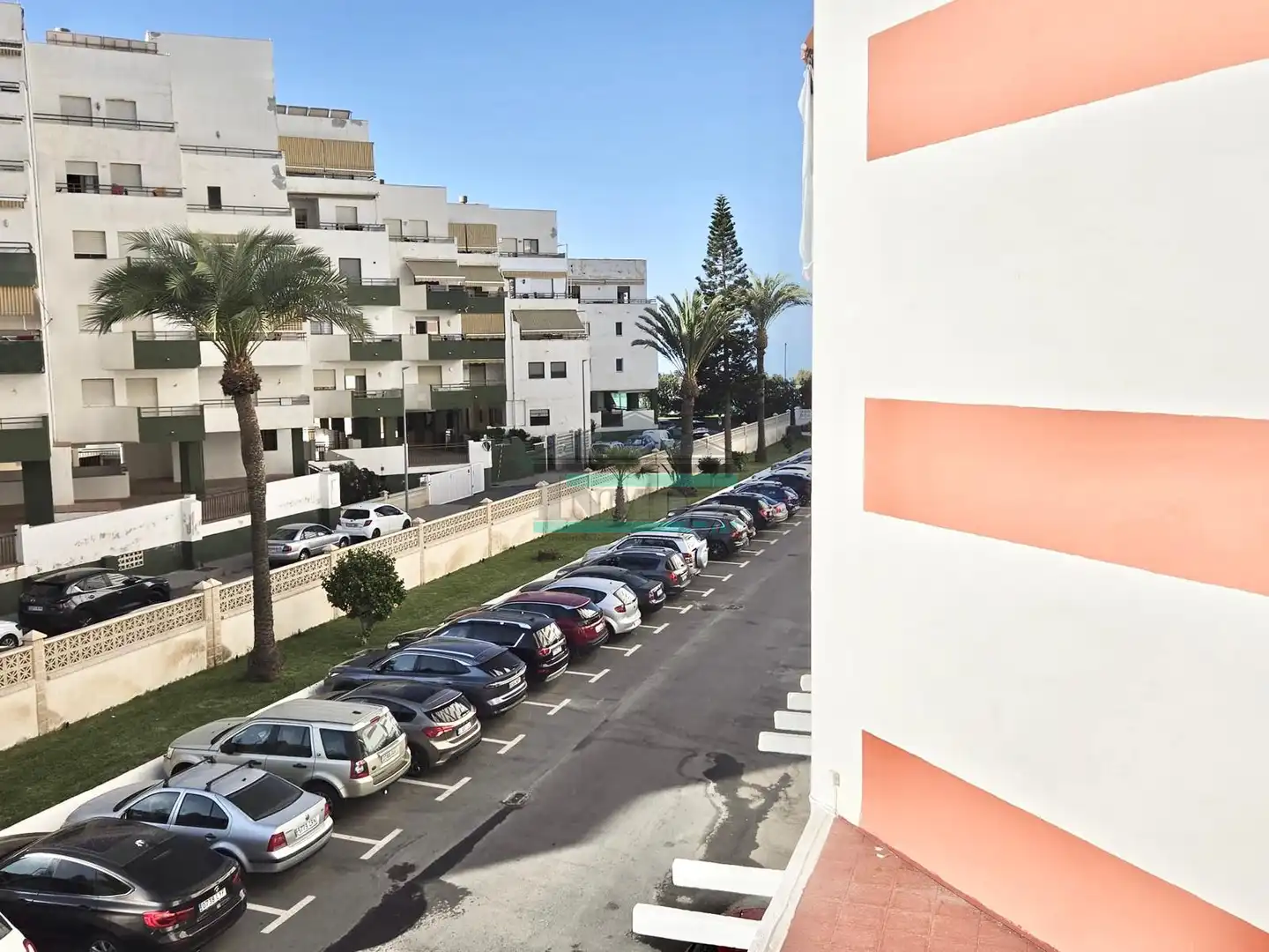 Parkplatz von Wohnung zum Verkauf in Salobreña mit Klimaanlage, Terrasse und Möbliert