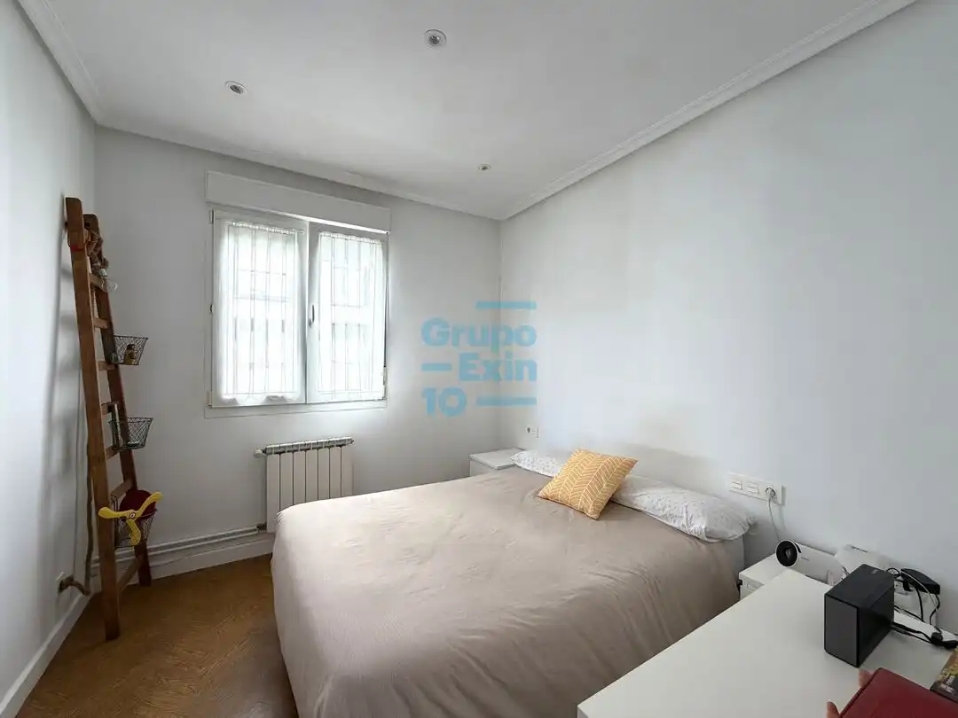 Habitación de Piso en venta en Donostia - San Sebastián  con Calefacción