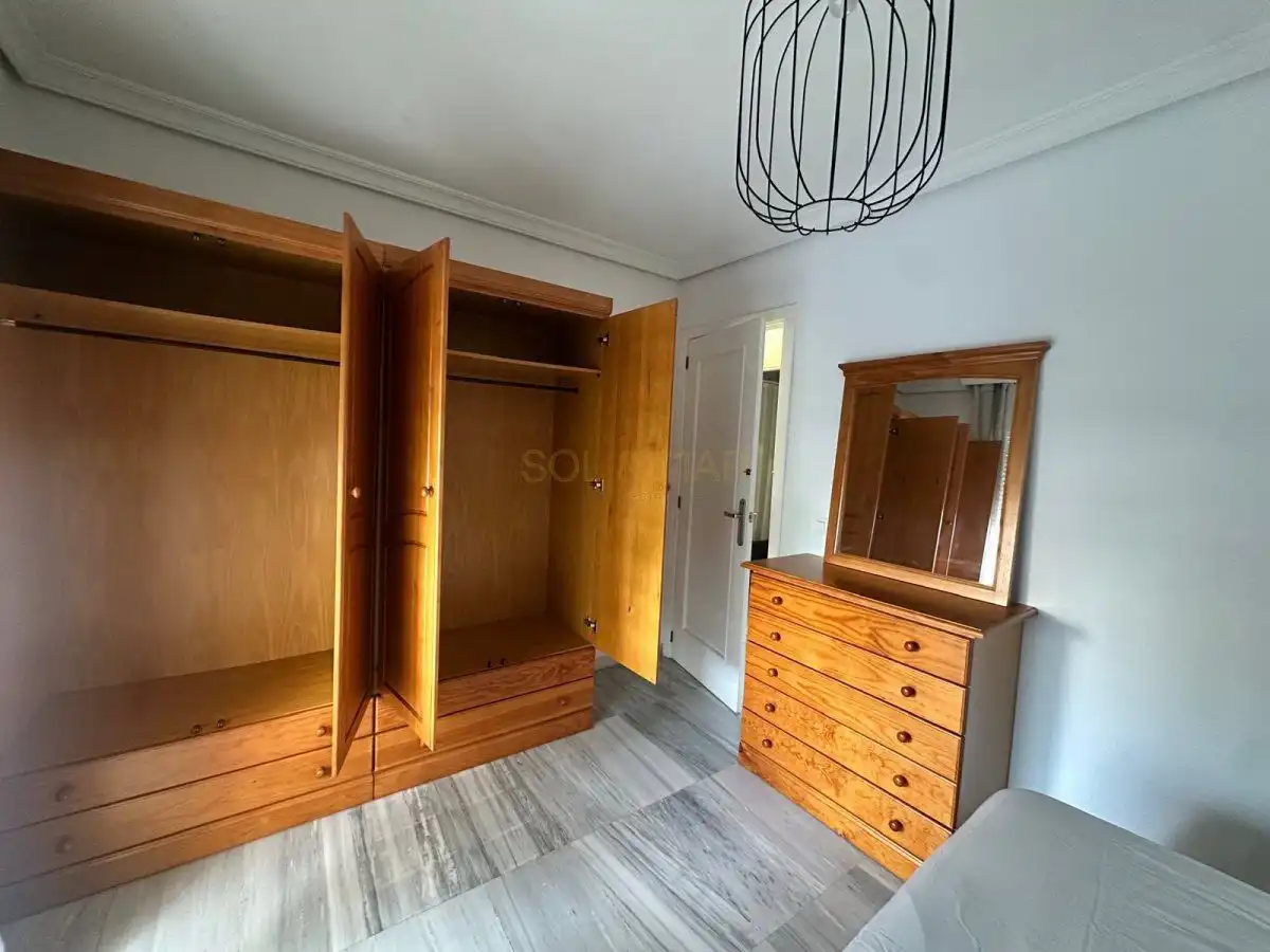 Schlafzimmer von Wohnungen zur Miete in Torremolinos mit Klimaanlage und Terrasse