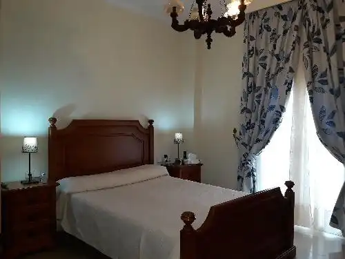 Dormitori de Casa o xalet en venda en Alcalá de Guadaira