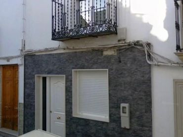 House with balcony for sale in MARCOS CUBILLO