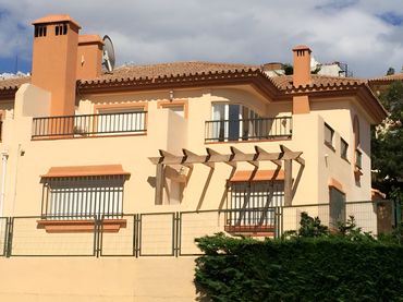 Maison jumelée avec piscine à vendre à Riviera del Sol