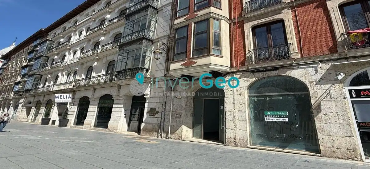 Vista exterior de Local en venta en Valladolid