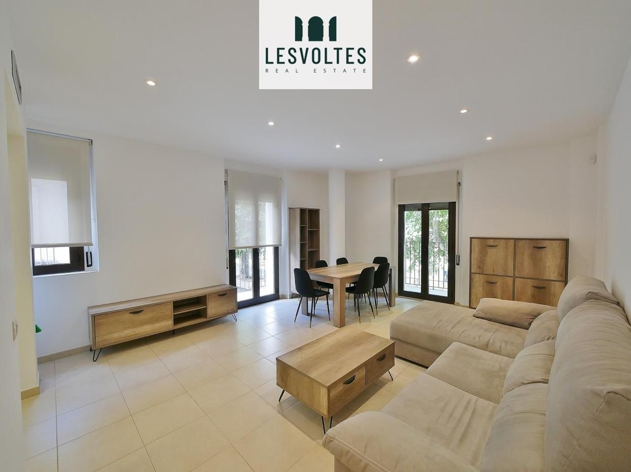 Wohnzimmer von Wohnung zum verkauf in La Bisbal d'Empordà mit Klimaanlage, Heizung und Balkon