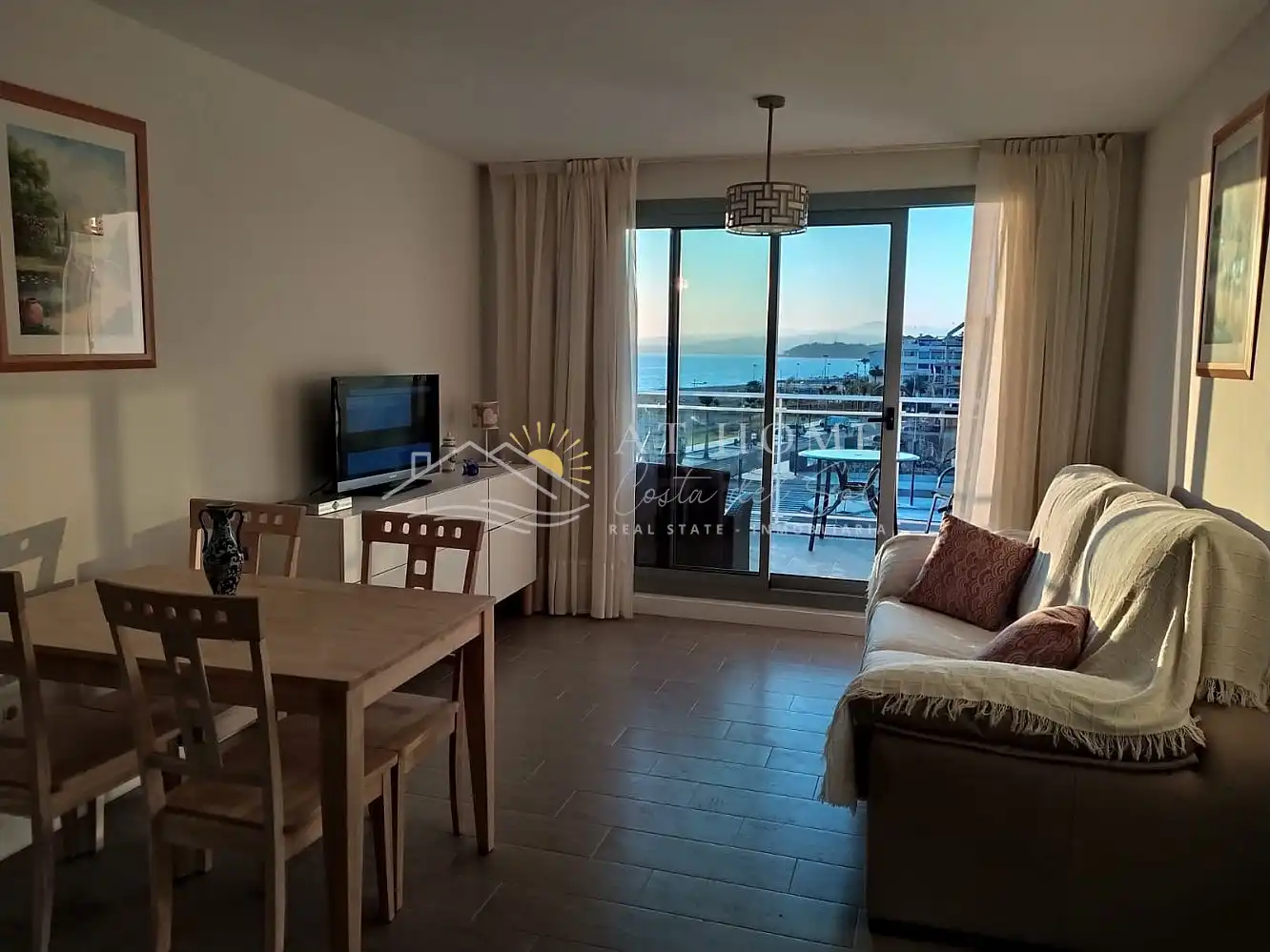 Sala d'estar de Apartament de lloguer en Torrox amb Terrassa, Piscina i Forn