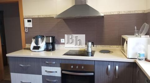 Foto 2 de Piso en venta en Calle Calle del Poeta Francisco Coronado y Delicad, Martiricos - La Roca - La Rosaleda, Málaga Capital