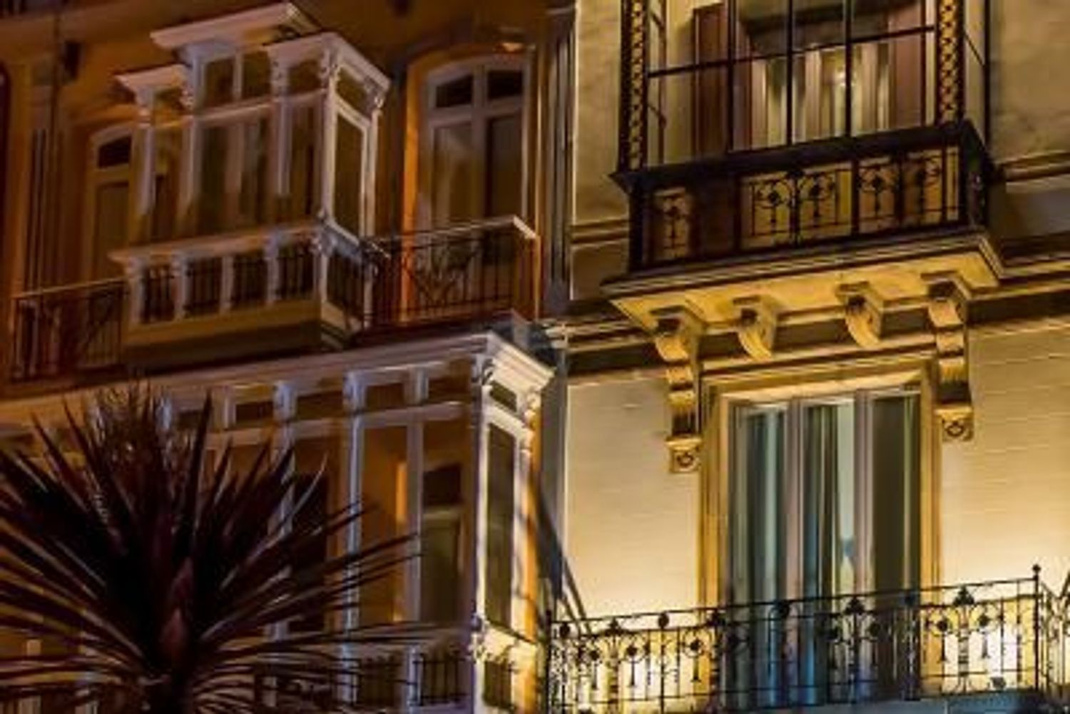 Exterior view of House or chalet for sale in Ribadeo  with Air Conditioner, Heating and Parquet flooring