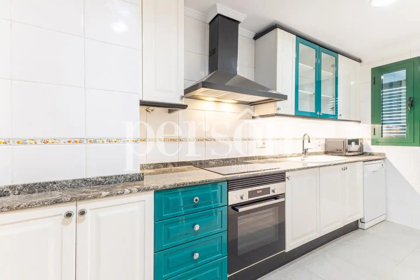 Kitchen of Flat for rent in Valencia  with Air Conditioner, Terrace and Furnished